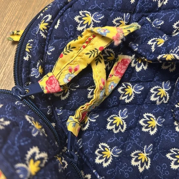 Vera Bradley 2002 Maison Blue Home and Away Travel Case - Picture 9 of 10